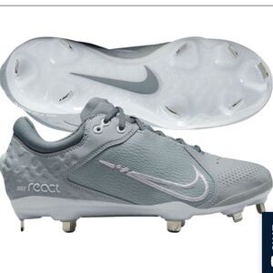 NIKE Women's Hyperdiamond 4 Elite Metal Softball Cleats
